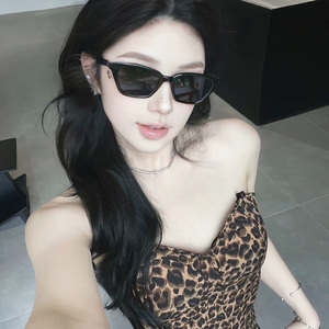 啊！主人~好大~小狗的穴被撑满了~
